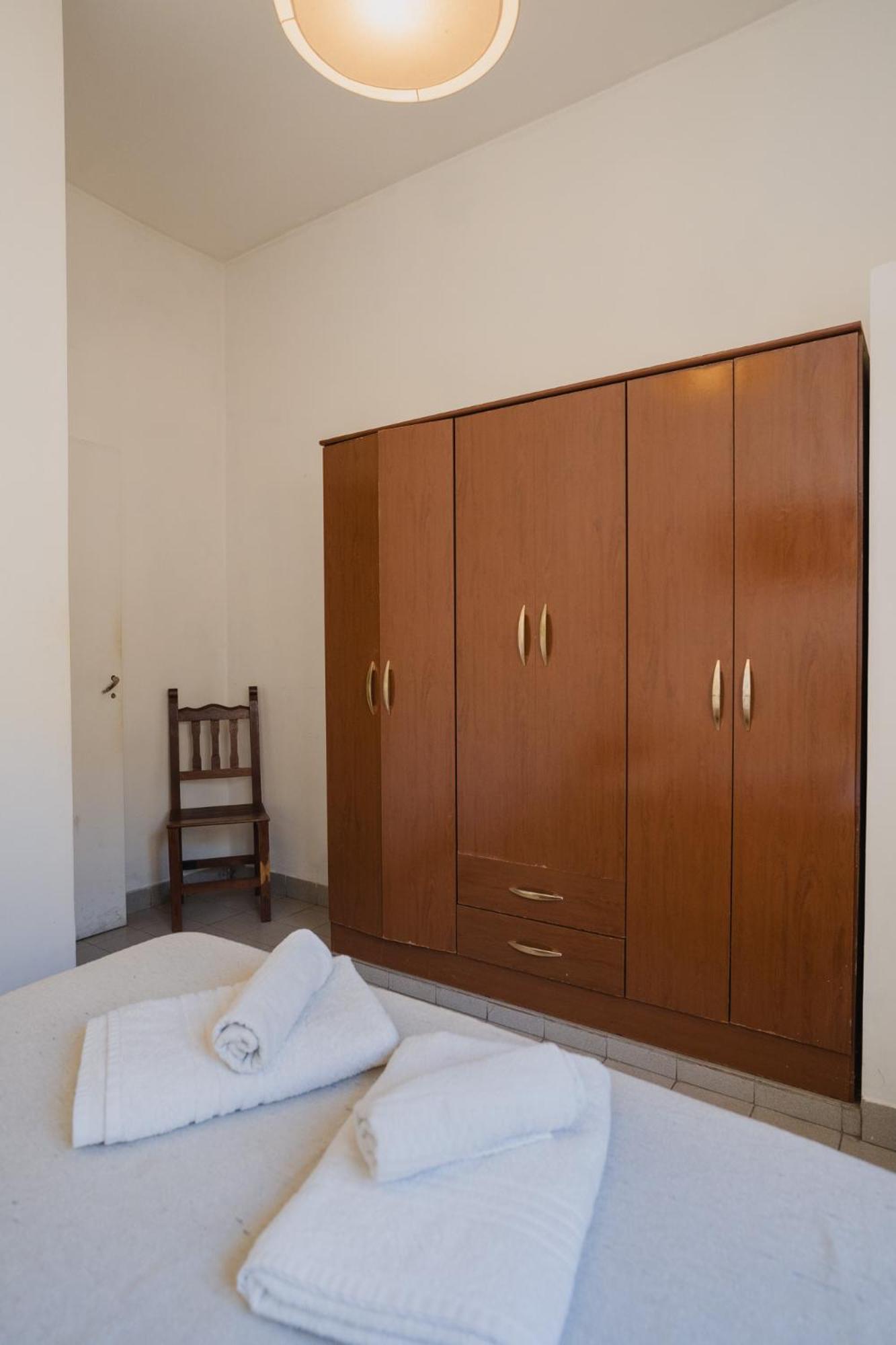 Deptos Dean Funes 45 Centro Apartment *